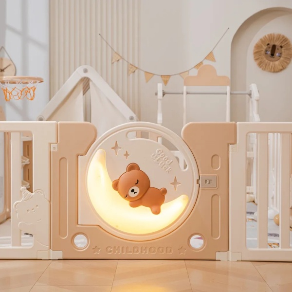 Манеж UNIX Kids DeLuxe House&Storage Camel, 150 x 180 см, с игровым домиком, баскетбольной стойкой, доской для рисования, качелями + место для хранения игрушек