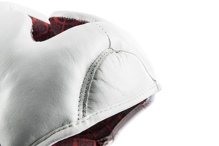 Шлем для бокса UFC Premium True Thai, цвет белый, размер M
